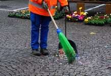 La plantilla del servicio de limpieza viaria de Noja aplaza la huelga indefinida tras un acercamiento con el Ayuntamiento